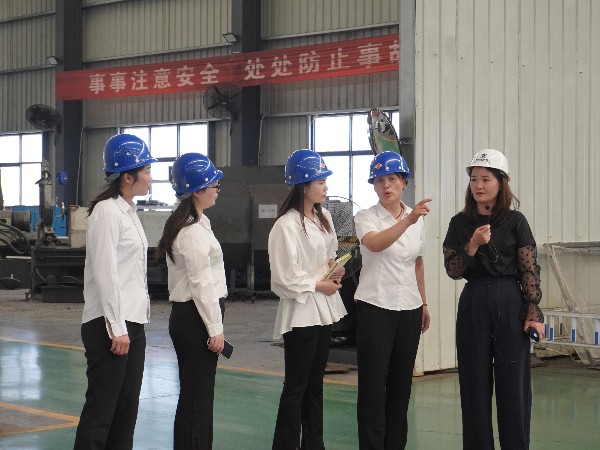 深入廠區學習，提高自身專業知識。_河南雙志