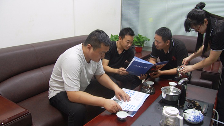 隨著網(wǎng)絡(luò)信息化的發(fā)展，互聯(lián)網(wǎng)+煤機是雙志煤機新的契機和方向