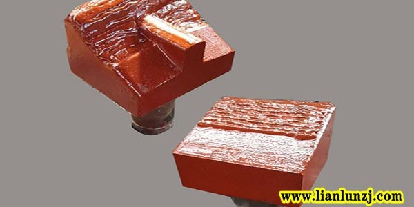 <i style='color:red'>19p04-16</i>破碎機錘頭磨損原來是由這些因素引起的？