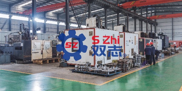 刮板輸送機撥鏈器護板、鏈輪組件、動力部維修方案